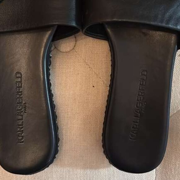 Karl Lagerfeld Paris Black Leather Chain Slide Sandal Size 35 - Picture 3 of 8